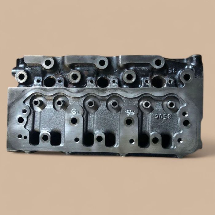 Komatsu Cylinder Head YM119812-11700 Compatible for Komatsu Engine 3D82-3 Excavator PC20R-8 PC27R-8