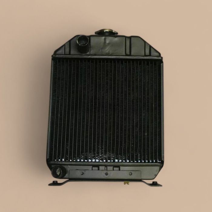 Kubota Radiator 15321-72061 15321-72111 Compatible for Kubota Tractor L225 L235 L245 L1801 L2000 L2201