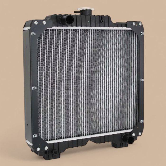 CASE Water Tank Radiator 84175586 Compatible for CASE Tractor FARMALL 60 FARMALL 70 FARMALL 80 FARMALL 90 FARMALL 95
