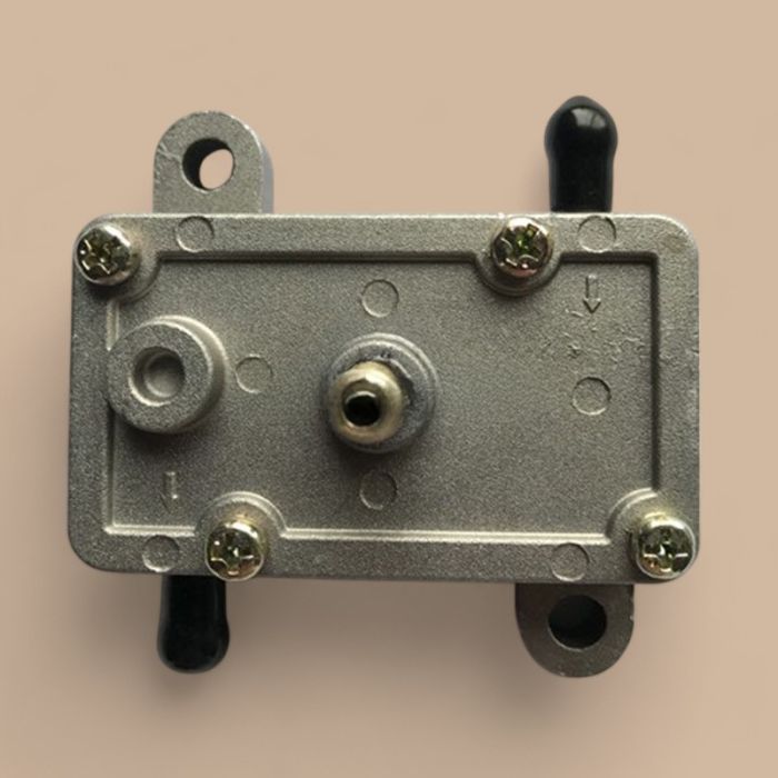Manco Fuel Pump DF44-211 Compatible for Manco Talon 260CC 300CC Linhai Bighorn JCL Xinggyue ATV UTV