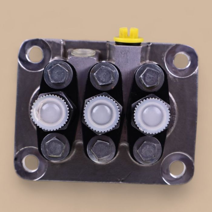 Shibaura Fuel Injection Pump 131017811 104135-3061 Compatible for Shibaura Engine N843 CASE Tractor DX31 DX34 DX35 FARMALL 31 35