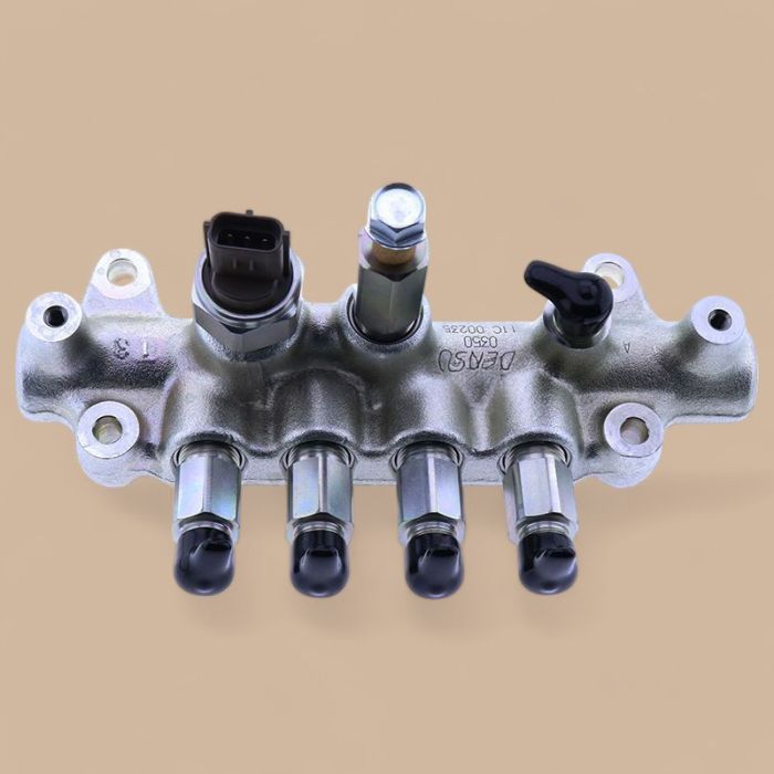 Isuzu High Pressure Common Rail Injector 8-97306063-4 Compatible for Isuzu Engine 4HK1 Hitachi Excavator ZX200-3 ZX240-3