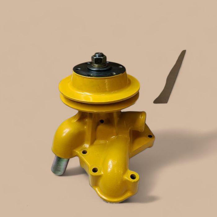 Komatsu For Komatsu Bulldozer D31PLL-17 D31Q-17 D31S-17 D30AM-17 Engine 4D105-5H Water Pump 6134-61-1410